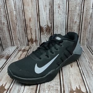NIKE RETALIATION TR 2